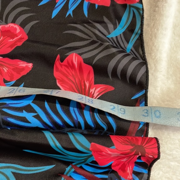 🎉HP🎉NWT Rose Gal 2 Piece Red Floral Tankini and Swim Bottoms - Picture 8 of 13